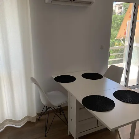 Rodos Town Luxury Apartament *